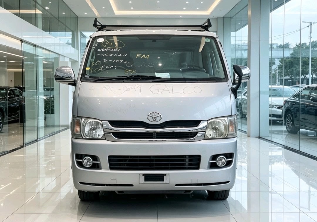 TOYOTA *HIACE QUANTARM - Image 3
